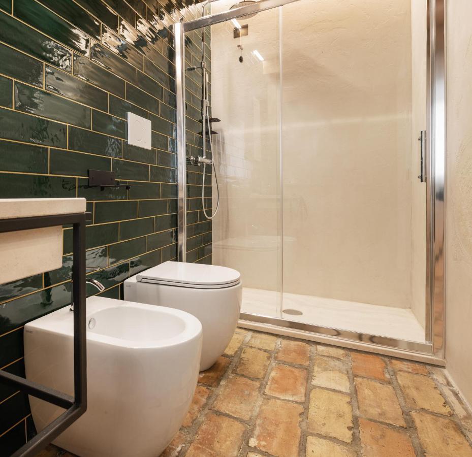 Ognissanti Guesthouse & Suites Fermo Bagian luar foto