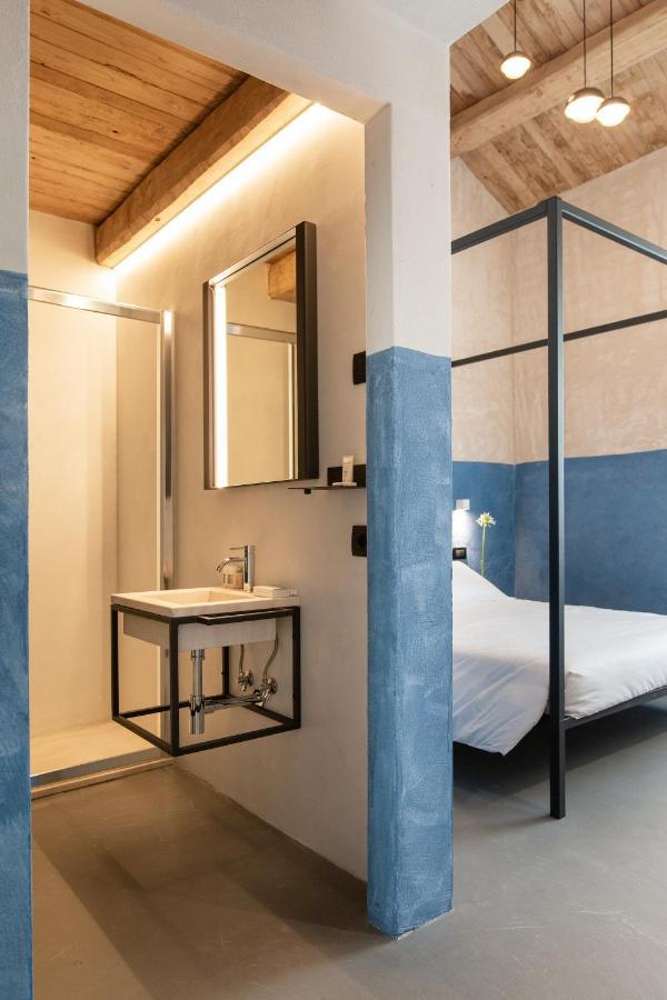 Ognissanti Guesthouse & Suites Fermo Bagian luar foto