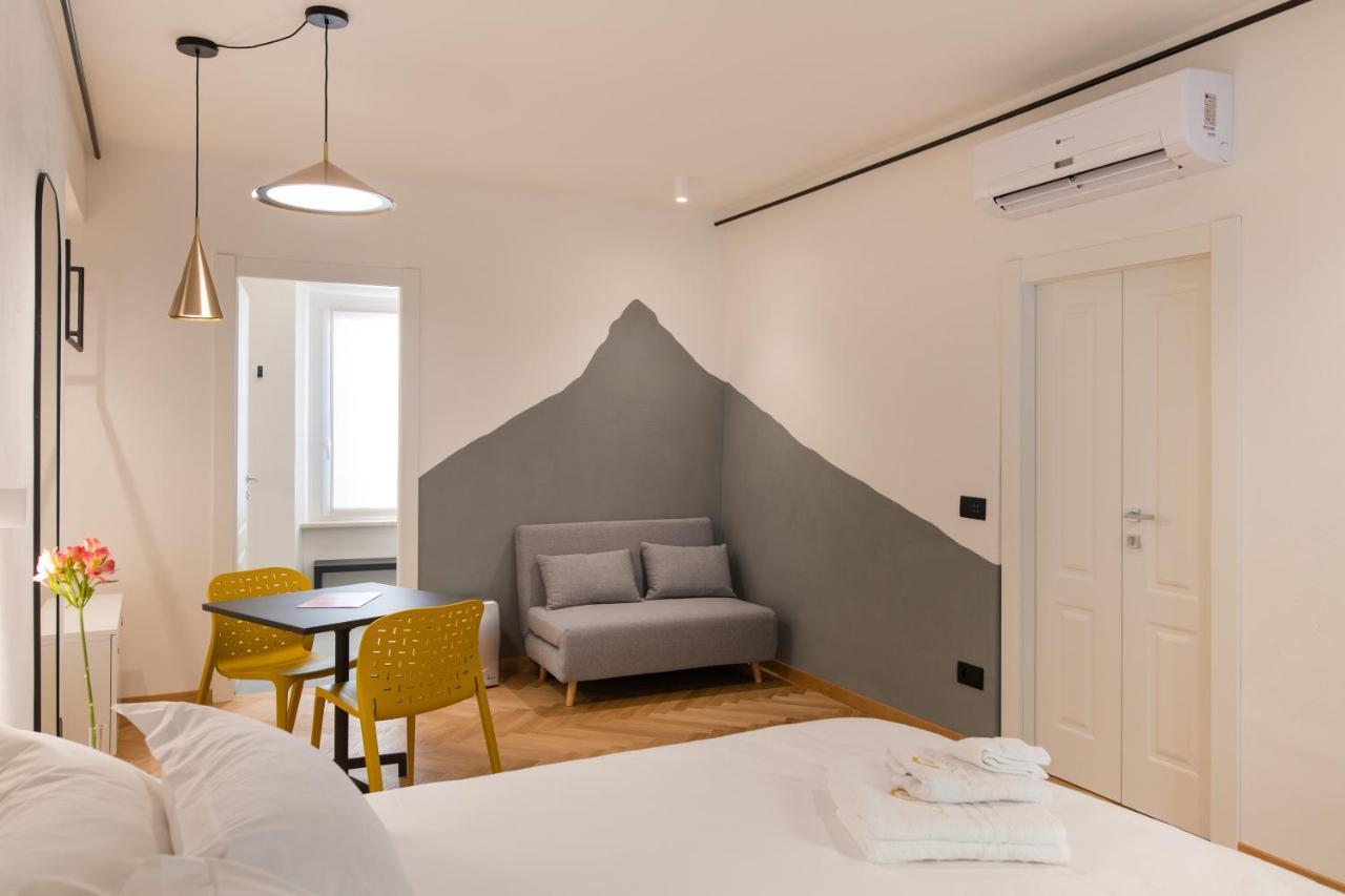 Ognissanti Guesthouse & Suites Fermo Bagian luar foto